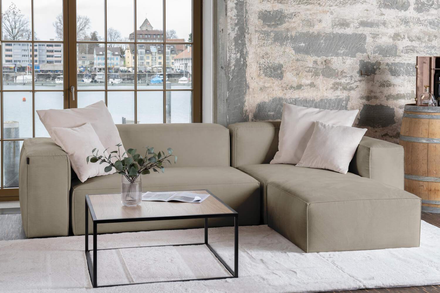 Harvey L modular sofa with sleep function