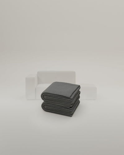 Middle-Grey-Bouclé